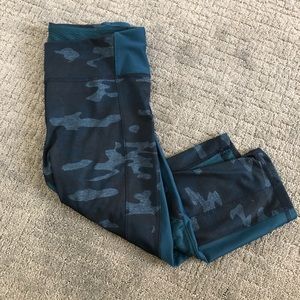 Lululemon crop leggings